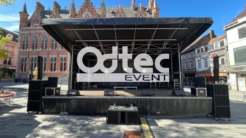 CONCERT EXTERIEUR - GRAND PLACE A MOUSCRON BELGIQUE