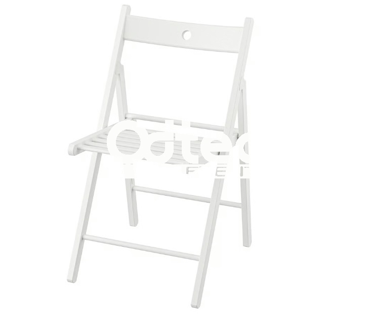 CHAISE BLANCHE EN BOIS